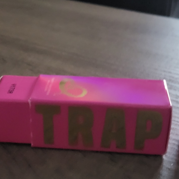 Jeffery Star trap lip stick - Picture 3 of 4